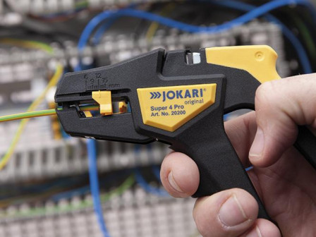 Pince à dénuder 4 PRO 0,2-6mm2 