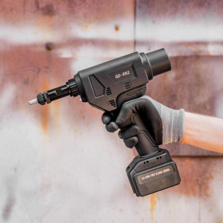 Riveteuse à écrous aveug.rechargeable GO-RN 1 ds 1mallette 2Ah 36W 2xbatt. et chargeur M3-8 