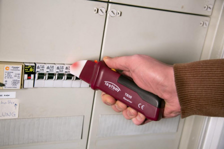 Détecteur de fusibles TB 30 