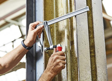 Serre-joint tout acier a.manche bicomposant 250x1 20mm Poignée rabatt. 